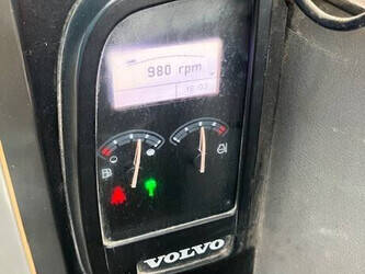 2013-volvo-ecr88d-1475417-48603136