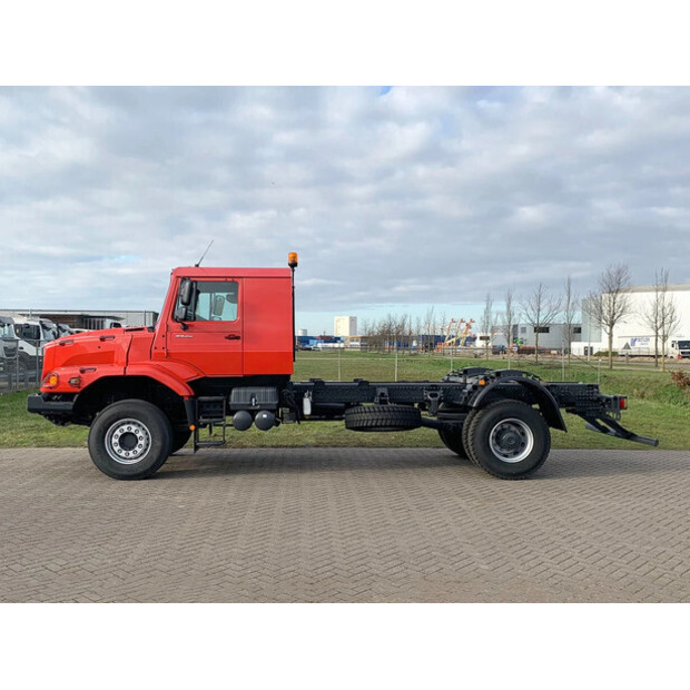 2021 Mercedes-Benz Zetros 2045-48619580