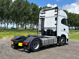 2023-iveco-s-way-48619699