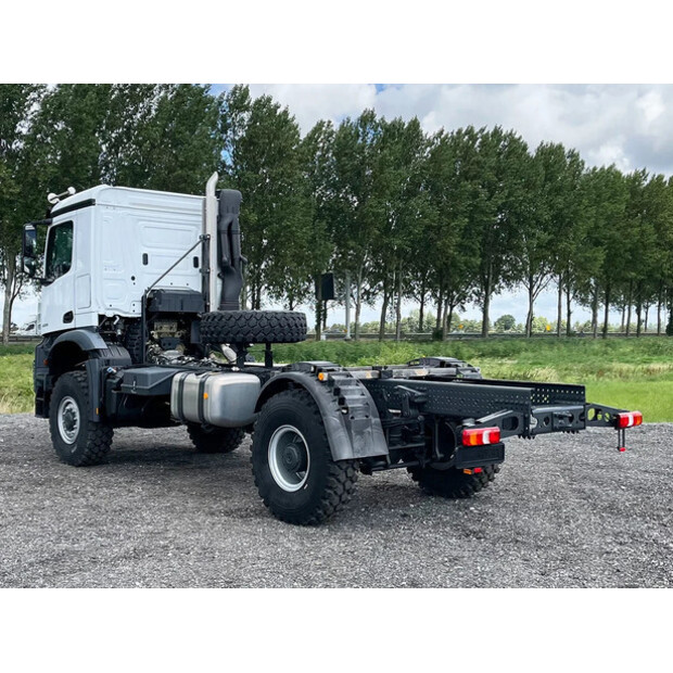 2019 Mercedes-Benz Arocs 2033-A-48619714