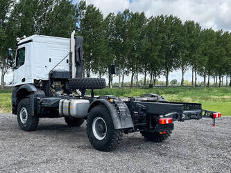 2019-mercedes-benz-arocs-2033-a-48619714