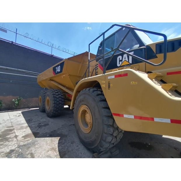 2024 Caterpillar 740-48619801