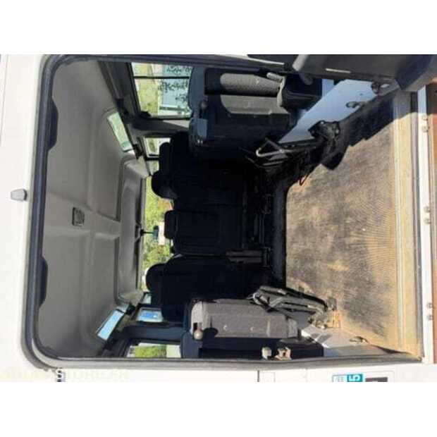 2014 Land Rover Defender-48620042