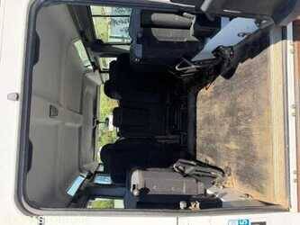 2014-land-rover-defender-1475517-48620042