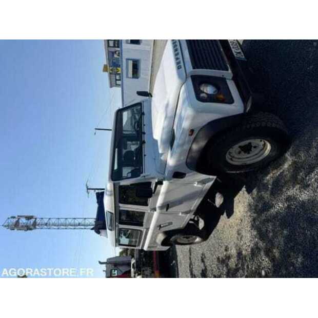 2014 Land Rover Defender-48620049