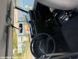 2014-land-rover-defender-1475517-48620051