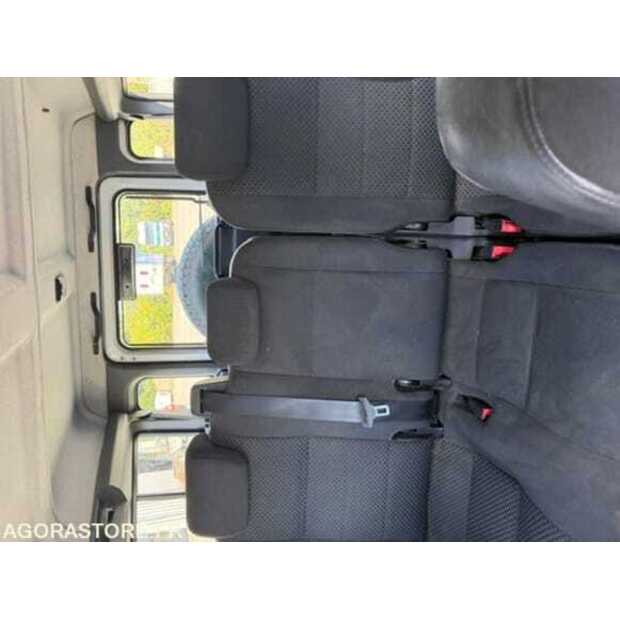 2014 Land Rover Defender-48620062
