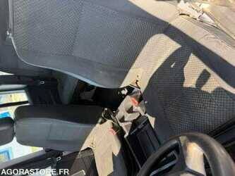2014-land-rover-defender-1475517-48620064