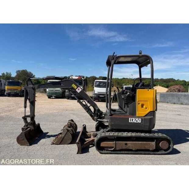فولفو Mini Excavator-48620231