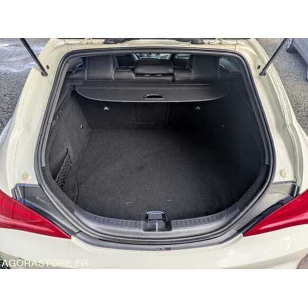 2016 Mercedes-Benz CLA 200-48620240