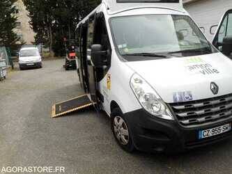 2013-renault-master-1475528-48620312