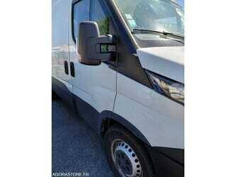 2017-iveco-35s14n-1475538-48620426