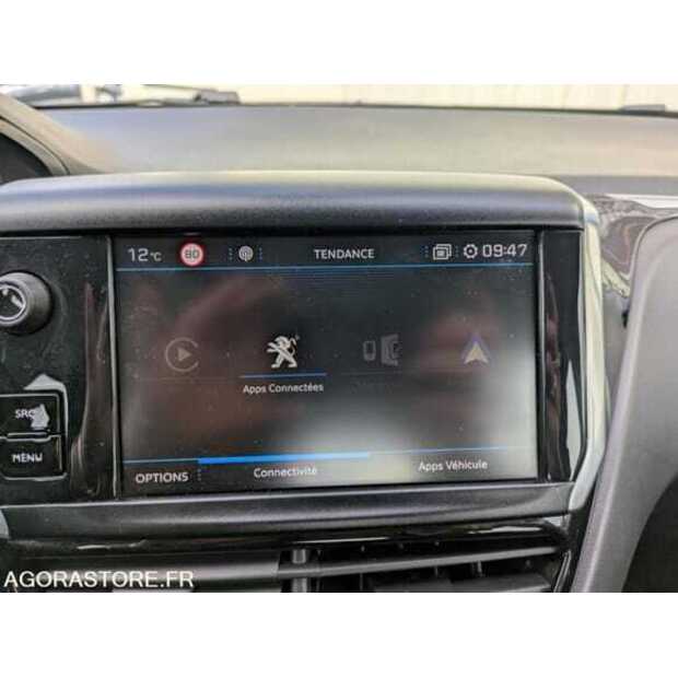 2018 Peugeot 208-48620504