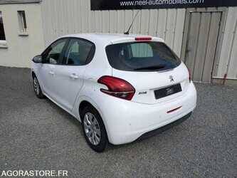 2018-peugeot-208-1475545-48620507
