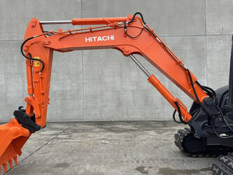 2012-hitachi-zx60usb-3-48623288