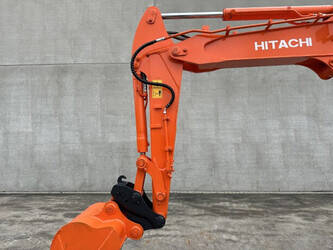 2012-hitachi-zx60usb-3-48623295