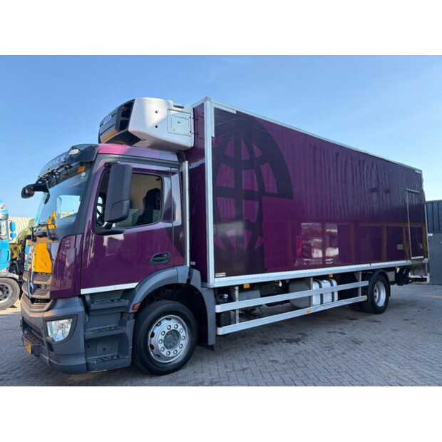 2013 Mercedes-Benz Antos-48623734