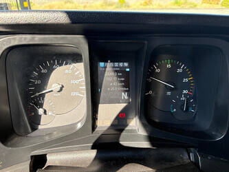 2013-mercedes-benz-antos-1475629-48623739