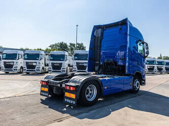 2015-volvo-fh-420-1475634-48623850