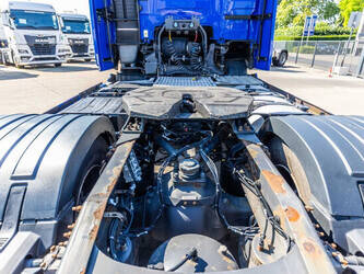 2015-volvo-fh-420-1475634-48623854