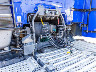 2015-volvo-fh-420-1475634-48623855