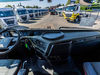 2015-volvo-fh-420-1475634-48623865