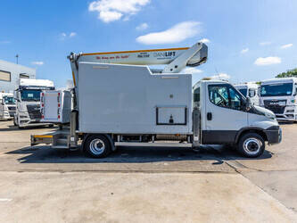 2015-iveco-daily-70c210-danilift-pda-210v-48623978