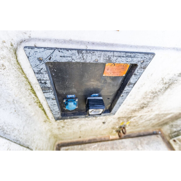 2015 ايفكو DAILY 70C210 - DANILIFT PDA 210V-48623985