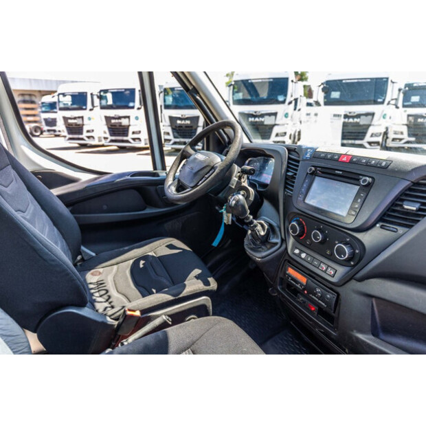 2015 ايفكو DAILY 70C210 - DANILIFT PDA 210V-48623990