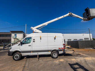 2017-mercedes-benz-sprinter-516-cdi-1475641-48624078