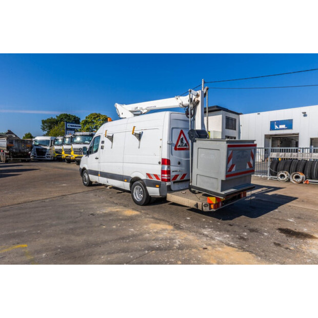 2017 Mercedes-Benz Sprinter 516 CDI-48624081