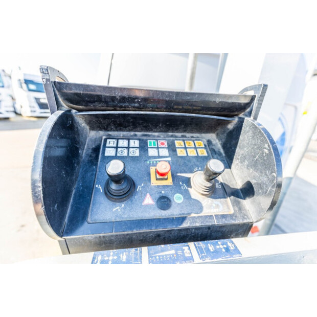 2017 Mercedes-Benz Sprinter 516 CDI-48624086