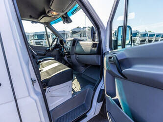 2017-mercedes-benz-sprinter-516-cdi-1475641-48624090