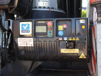 2014-volvo-fmx-330-48624384