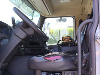 2014-volvo-fmx-330-48624389