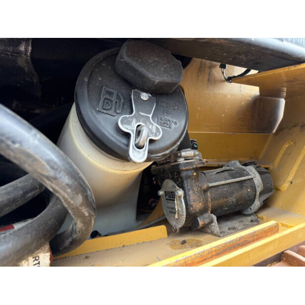 2016 Caterpillar 963K-48625791