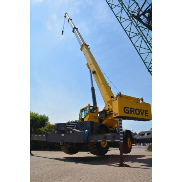 2009 GROVE RT880E-48629974