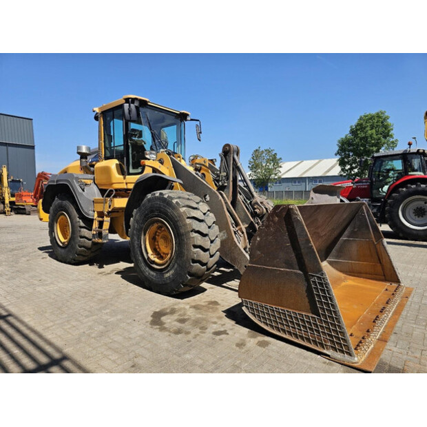 2014 Volvo L120H-48630003