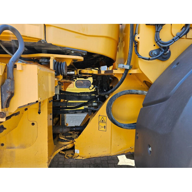 2014 Volvo L120H-48630007