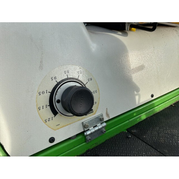 2021 Etesia HYDRO 124D-48630165