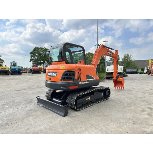 2020 دووسان DX55-9CN-48630262