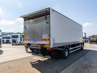2014-renault-d18-250-48630545