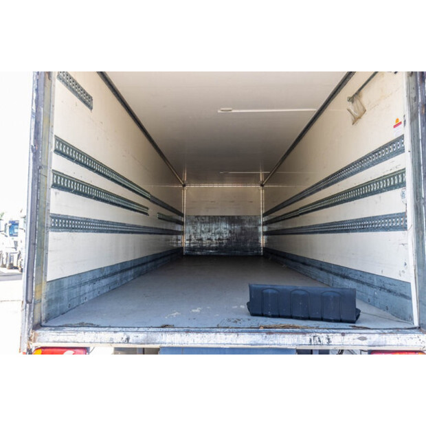 2014 Renault D18 250-48630551