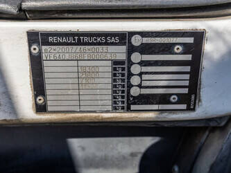2014-renault-d18-250-48630563