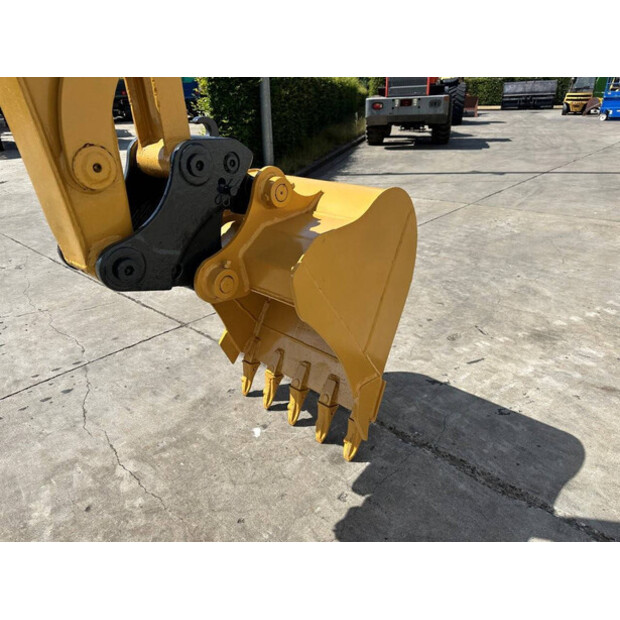 2018 Caterpillar 305.5E2-48630772