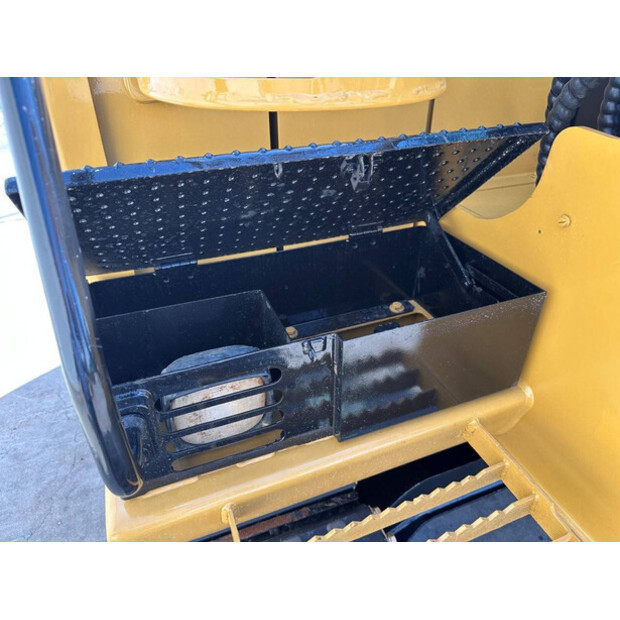 2018 Caterpillar 305.5E2-48630795