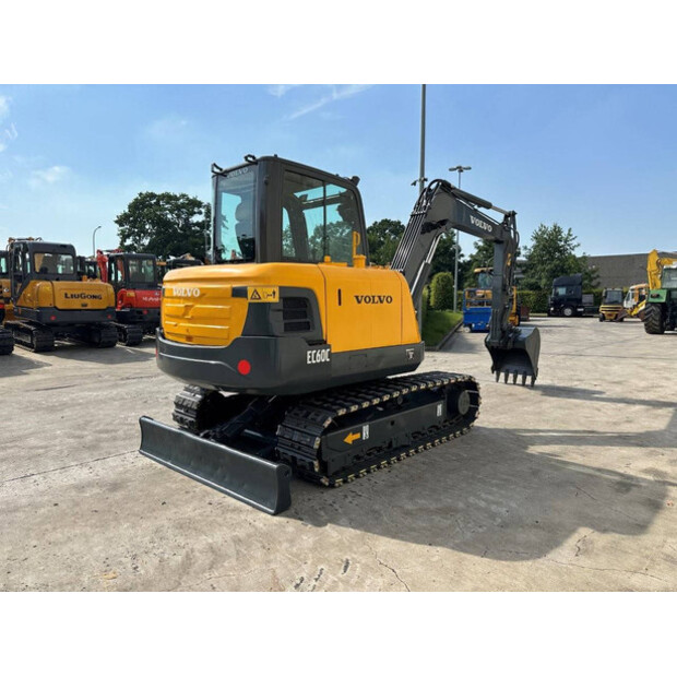 2011 Volvo EC60C-48630810
