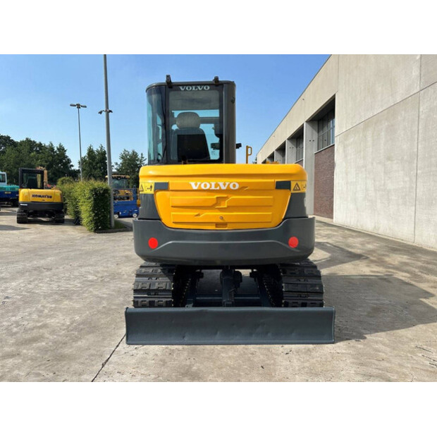 2011 Volvo EC60C-48630811