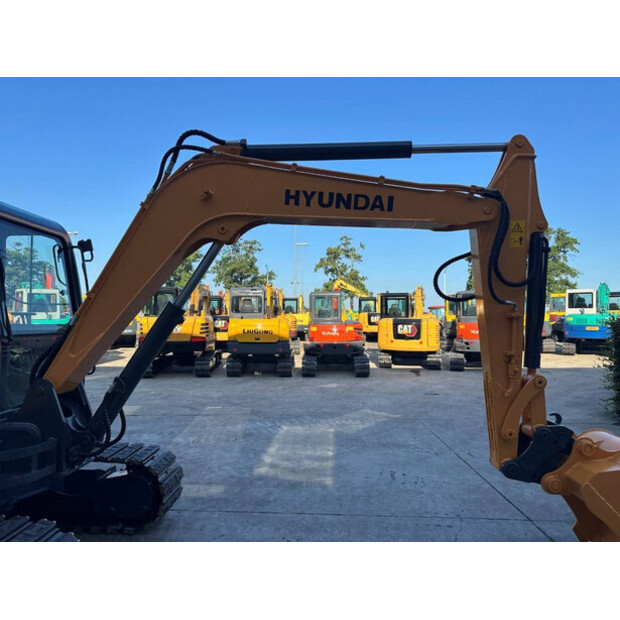 2018 Hyundai R60VS-48630942