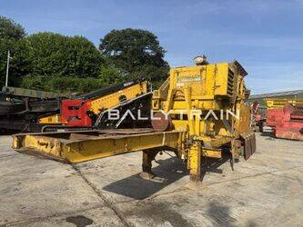 pegson-800x550-mobile-jaw-crusher-48638372